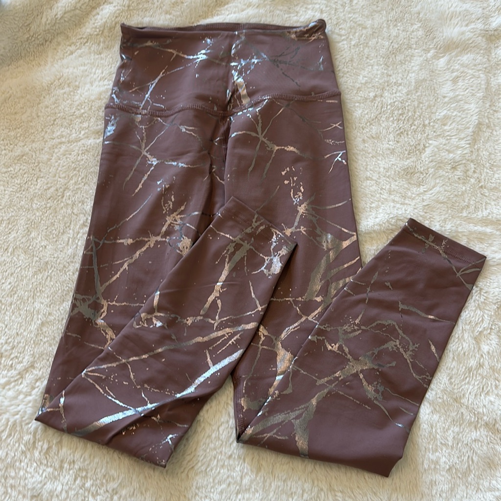 Brand New Never Worn Beyond Yoga Leggings